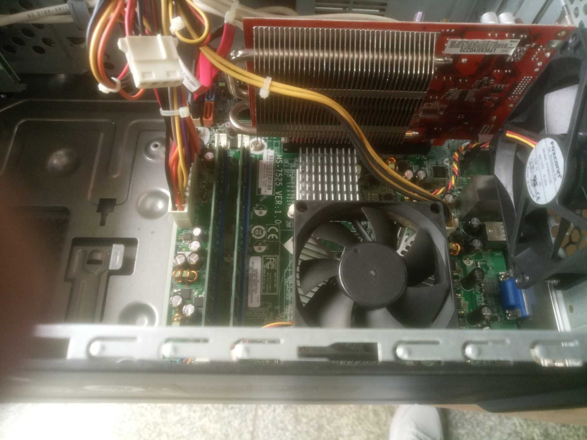 computador hp compaq a funcionar muito bem, 3 g de ram.