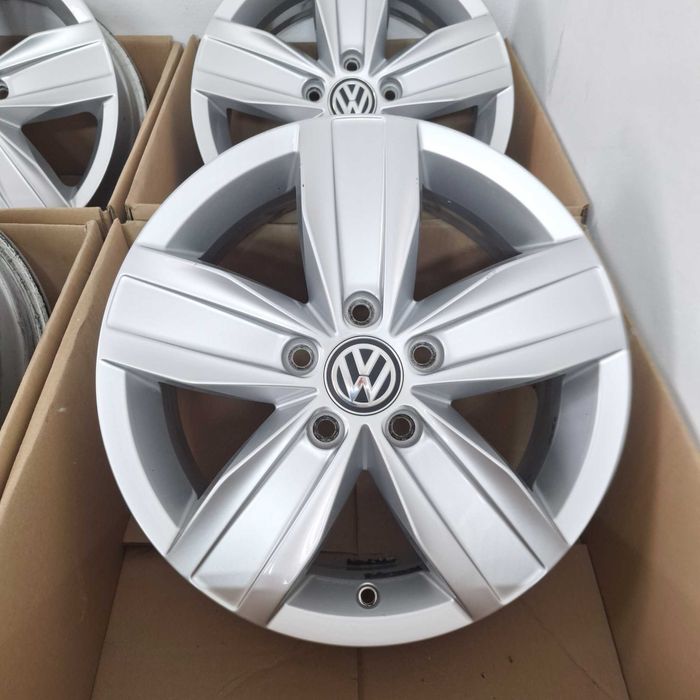 Oryginalne felgi aluminiowe 16'' VW 5x112 6J ET50  FA0243