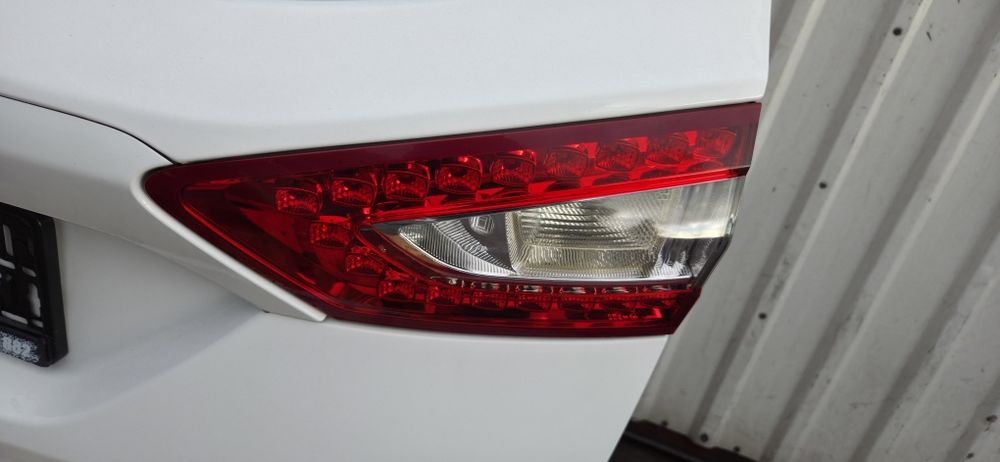 Mondeo mk5 kombi lampy tyl led w klape