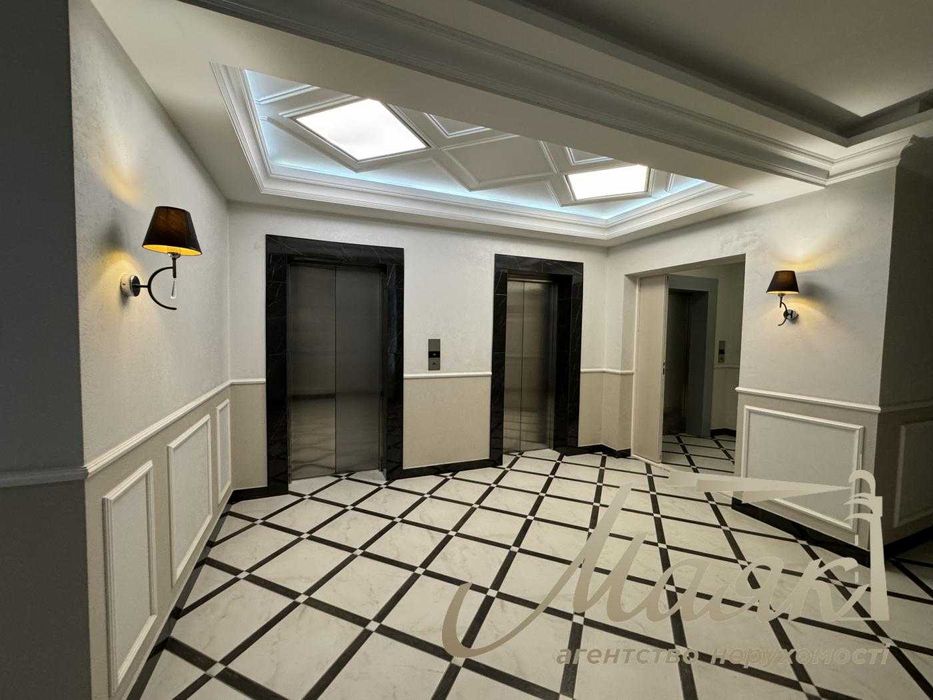 Продажа 2-к квартиры 72м2, ЖК Владимирский, Антоновича, Центр.