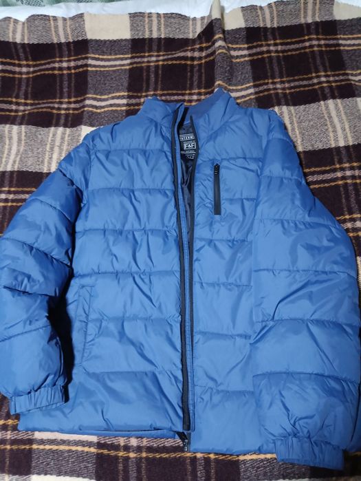 Продам осінню куртку пуховик F & F розмір L
