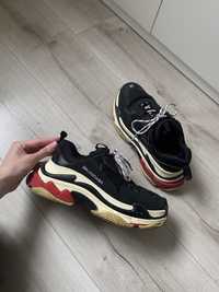 Balanciaga sneakersy triple s