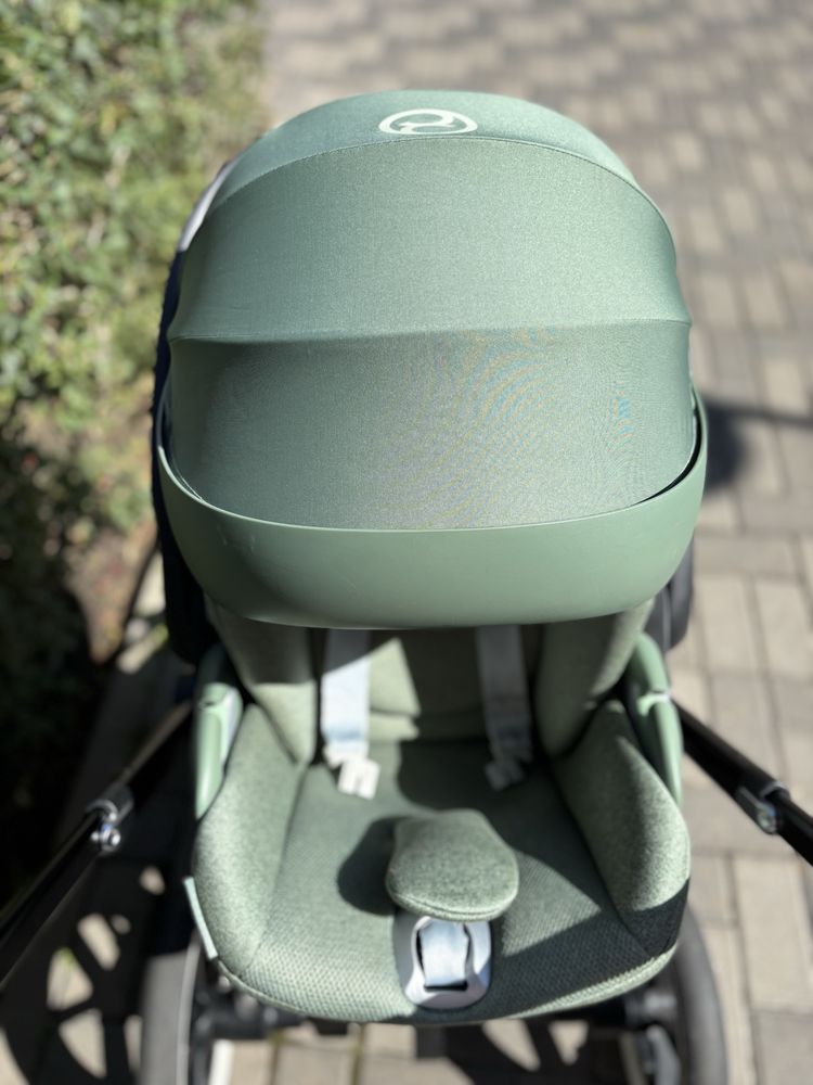 Автокрісло Cybex Cloud T i-Size Plus, колір Leaf Green