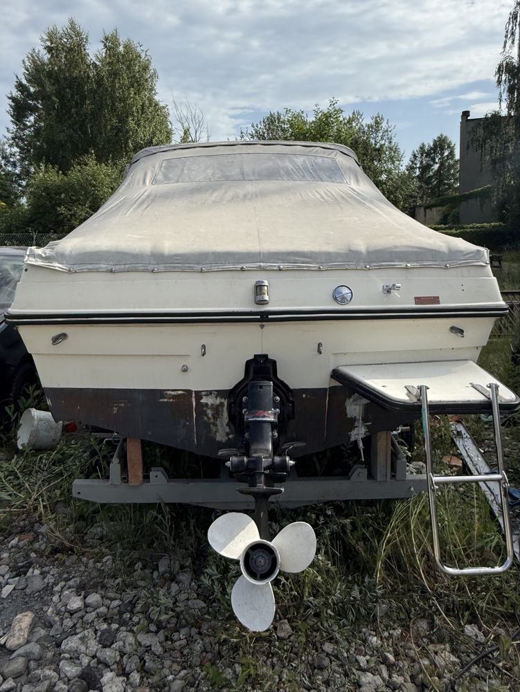 Łódz motorowa Mercruiser 3.0 Motorowka łódka   jacht SEA REY Seville