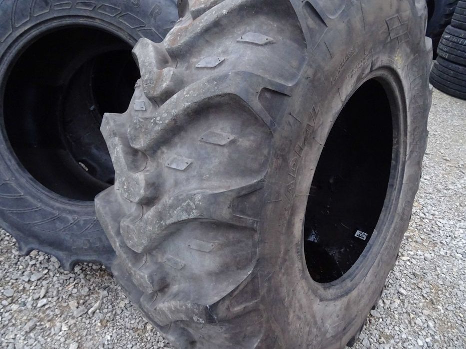 Opona 16.9R24 KLEBER Super LUG (950 netto)