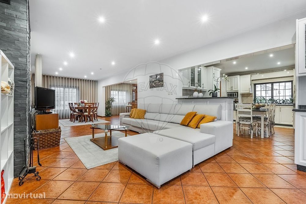 Moradia T4 Individual com Suíte – Vila de Prado, Vila Verde