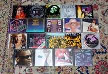 19 CDs ---» 1,5€ cada