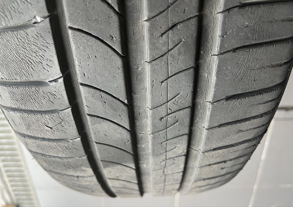 4 pneus Michelin energy saver 205/55 R16 70% piso