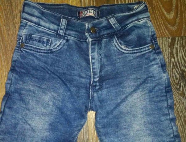 Тёплые джинсы на девочку 3-4 лет в идеале