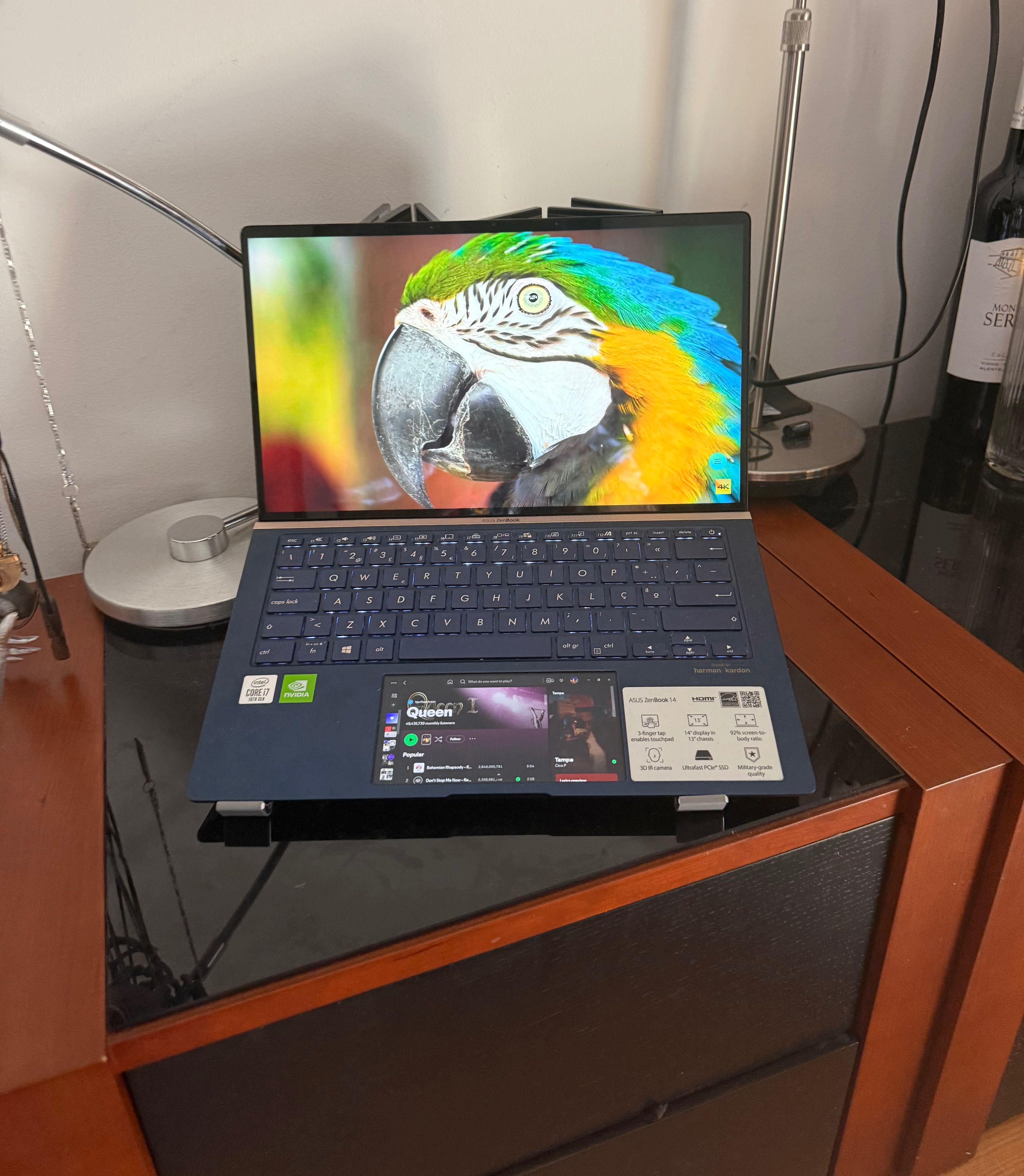ASUS ZENBOOK i7 1TB SSD touch screen 2 ecrã