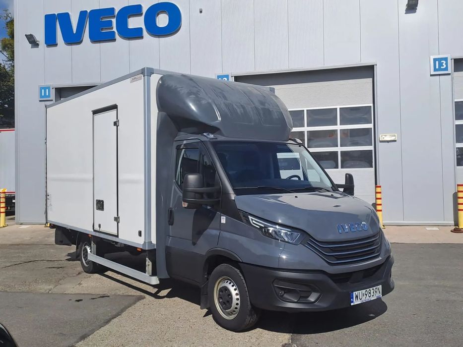 Iveco 35S18 KONTENER Z WINDĄ LEDY SILNIK 3 LITRY !!!  Pierwszy właściciel, serwisowany ASO, krajowy, stan bardzo dobry