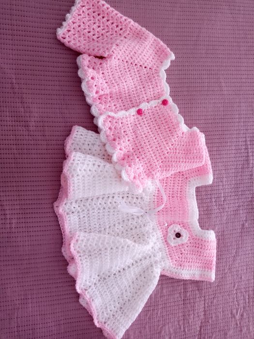 Roupas de bebé em crochet