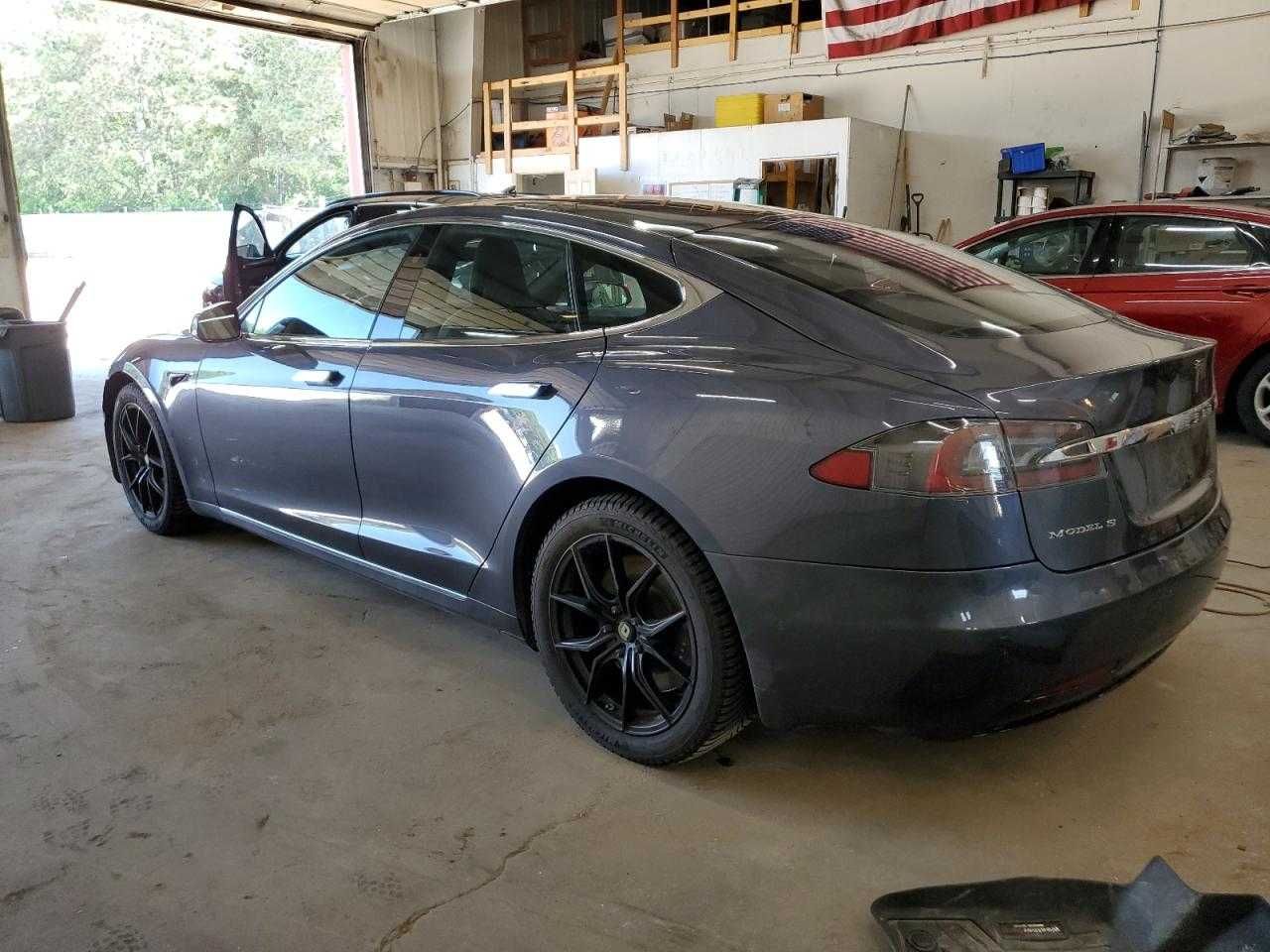 Tesla Model S 2018 75D