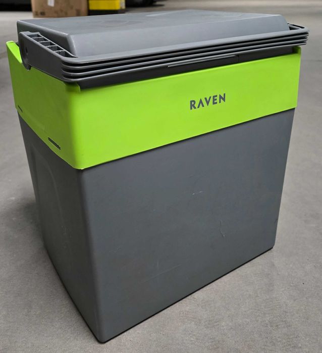 Lodówka Samochodowa Raven,na zapalniczke. zasilanie sieciowe, jak nowa
