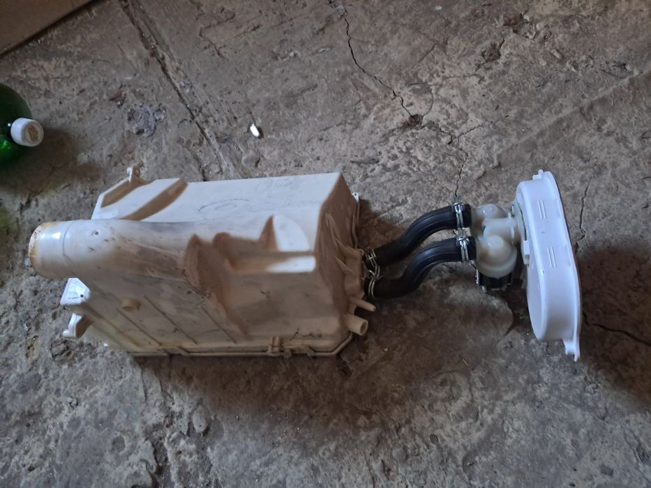 Пральна машина Whirlpool AWS 61212