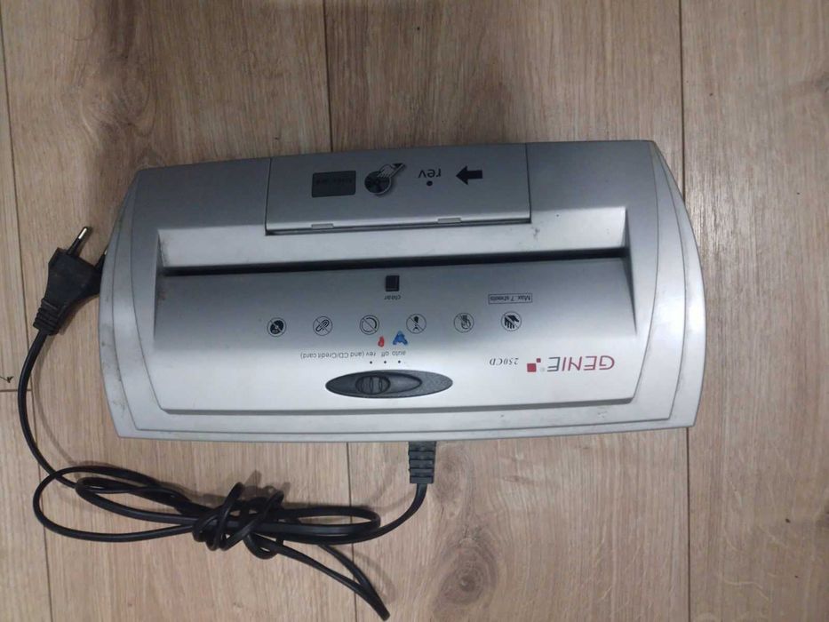 Продам ШРЕДЕР GENIE 250 CD ( ДЛЯ ЗНИЩЕНЯ ПАПЕРУ карток та дисків )