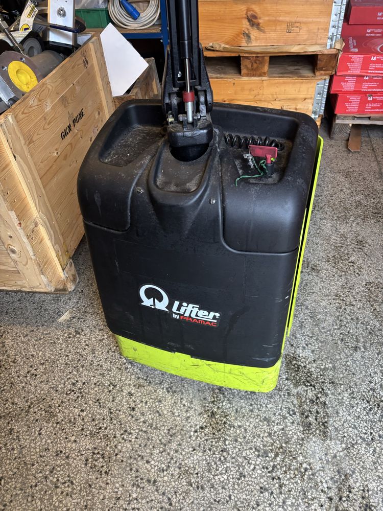 Wózek paletowy akumulatorowy Lifter CX12 paleciak