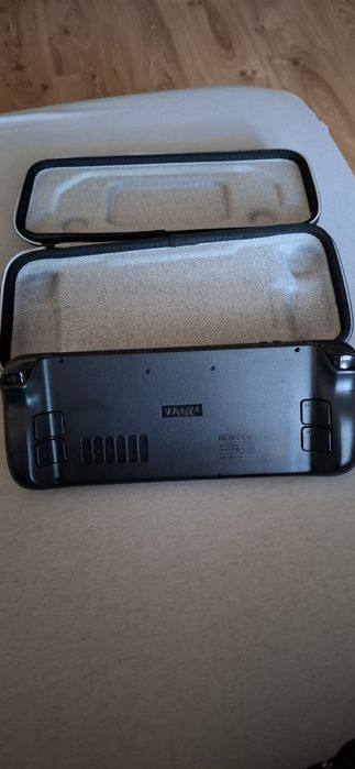 Konsola przenośna Steam Dack 256gb