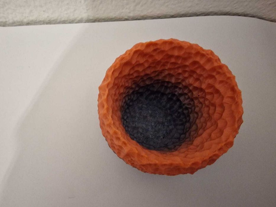 vaso ou porta canetas de dragão imprimido 3d