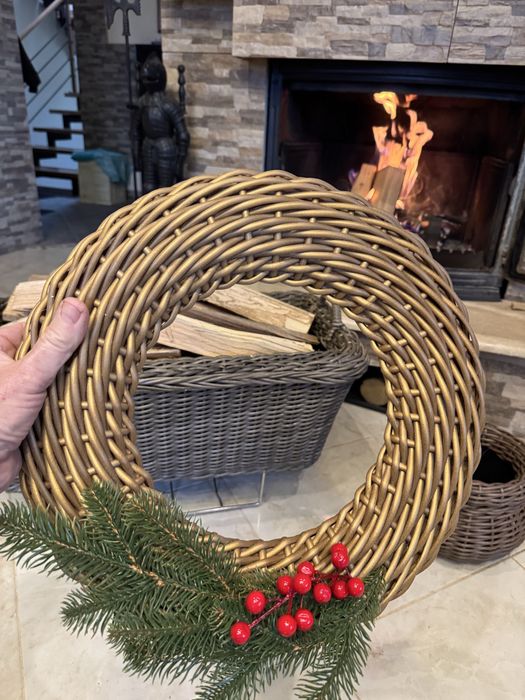 Дровниця,кашпо.вироби з якісного штучного ротангу.