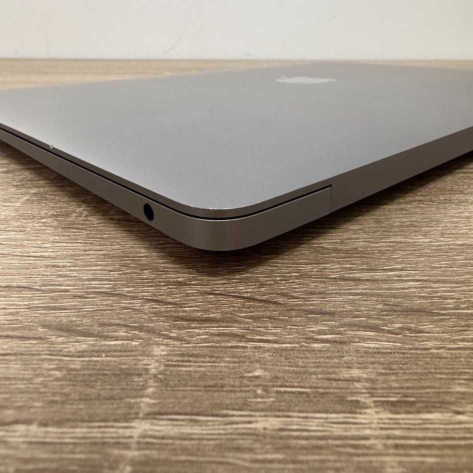 Apple Macbook Air 2020 M1 / 16Gb / SSD 256Gb - (код: M0612)