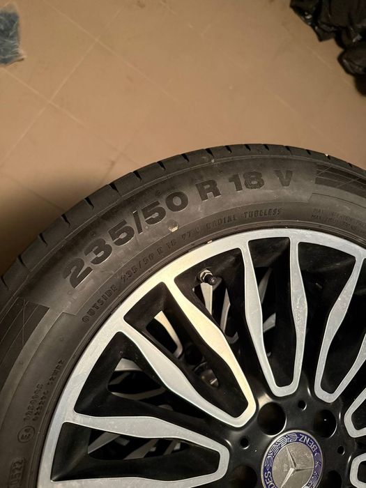 Диски та шини майже в новому стані