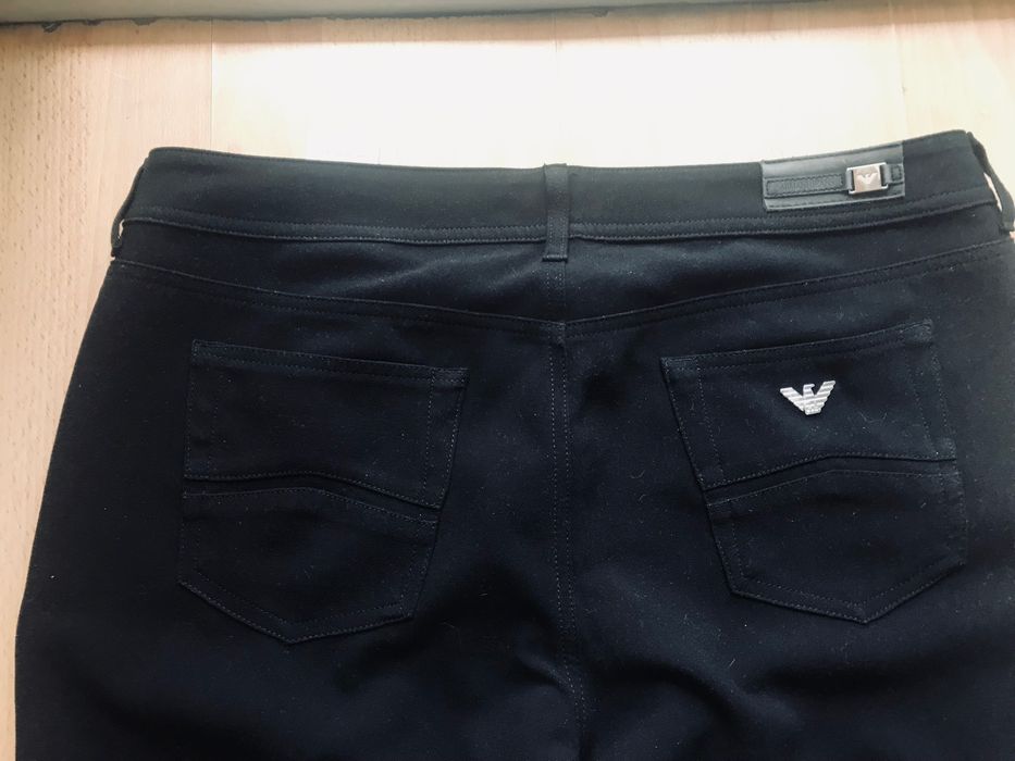 Spodnie Armani Jeans, rozmiar na metce 33