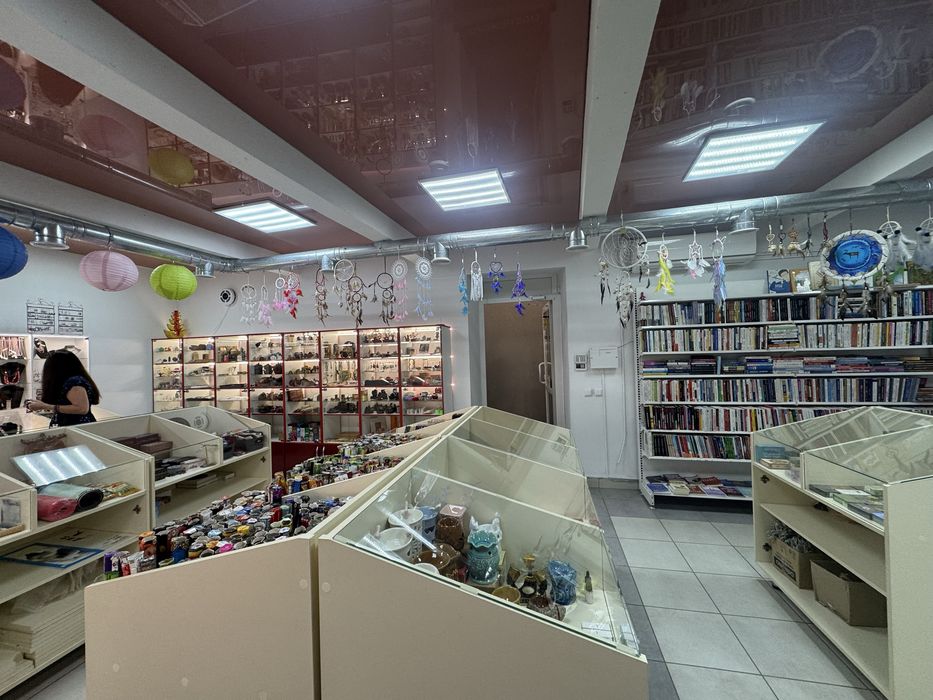 Продаж комерційного приміщення по вул. Лесі Українки