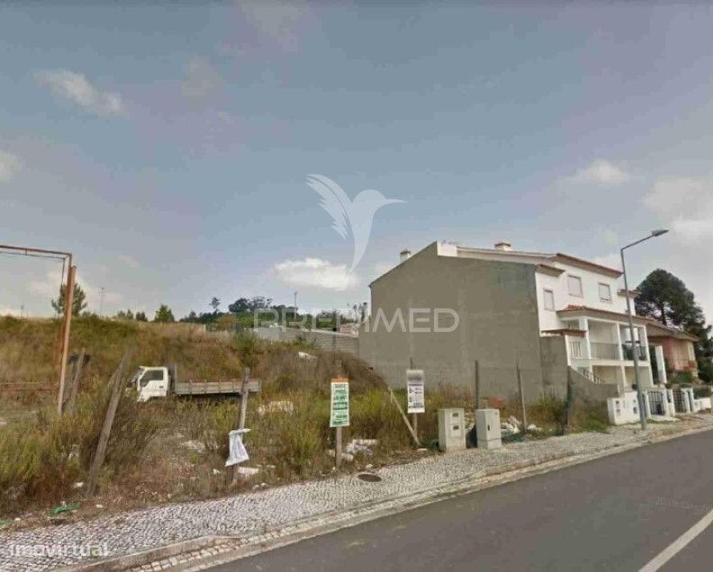 Lote de Terreno para Construção no Centro de Vimeiro (Alcobaça)