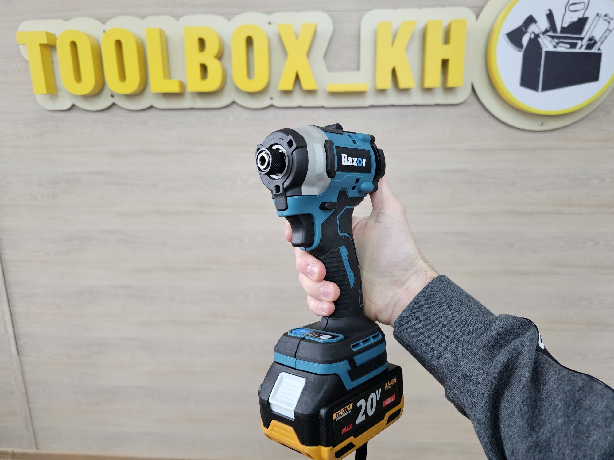 Імпакт Винтоверт Безщітковий 280Нм Razor (акб макіта procraft)