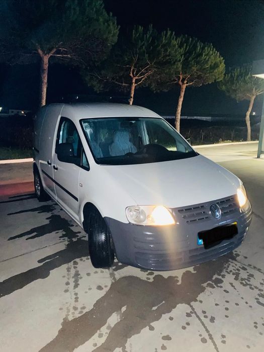 VW Caddy 1.9 TDI impecável