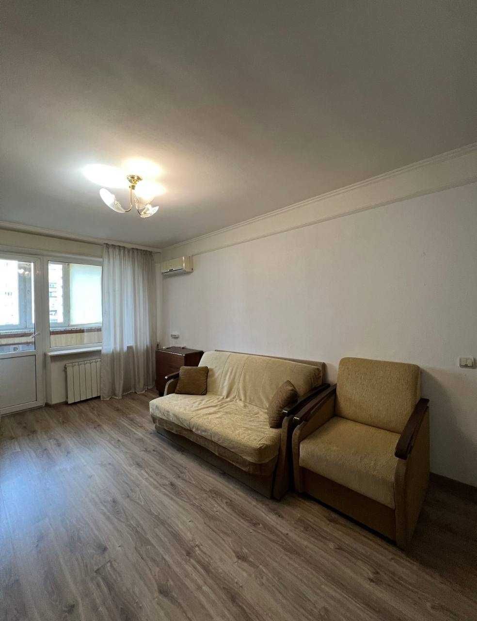 Продаж квартири на вул. Сергія Берегового, 4 . Чоколовка