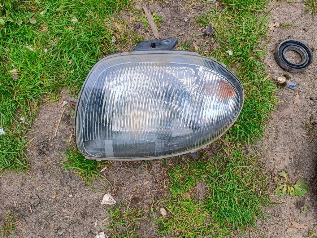 Lampa komplet renault Clio 2