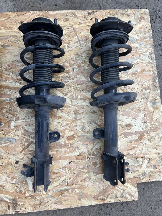 Hyundai Tucson 1 2006 стойка, амортизатора, пружина