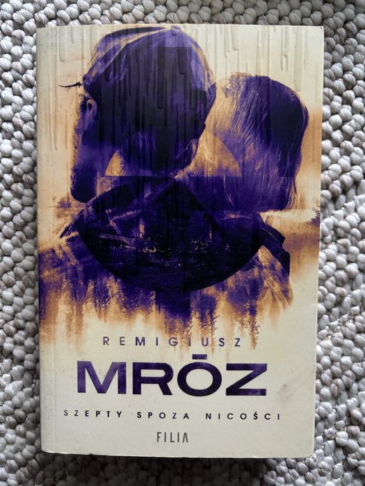 Mróz Szepty spoza nicosci