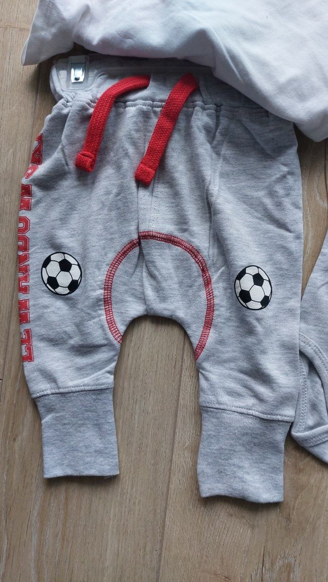 Komplet Robert Lewandowski plus body Polska flaga