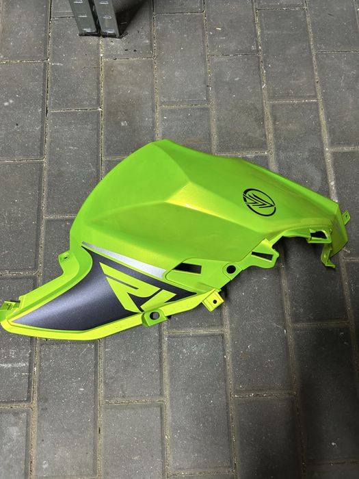 Osłona zbiornika paliwa prawa, green U6, Keeway RKF 125