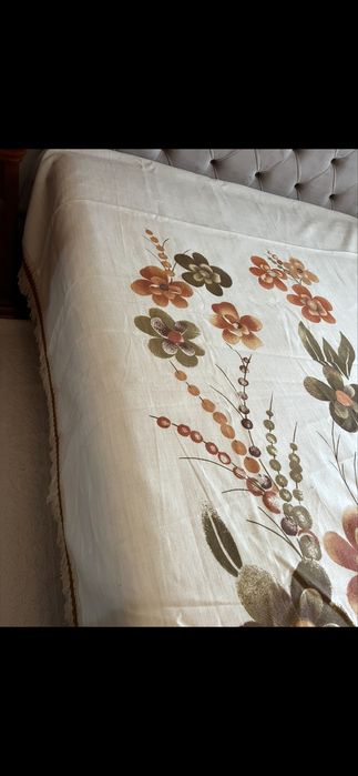 Colcha de linho pontada á mão