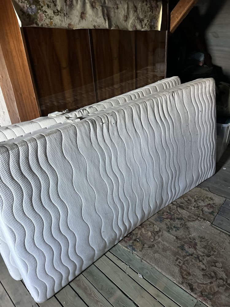 Dwa materace 100x200