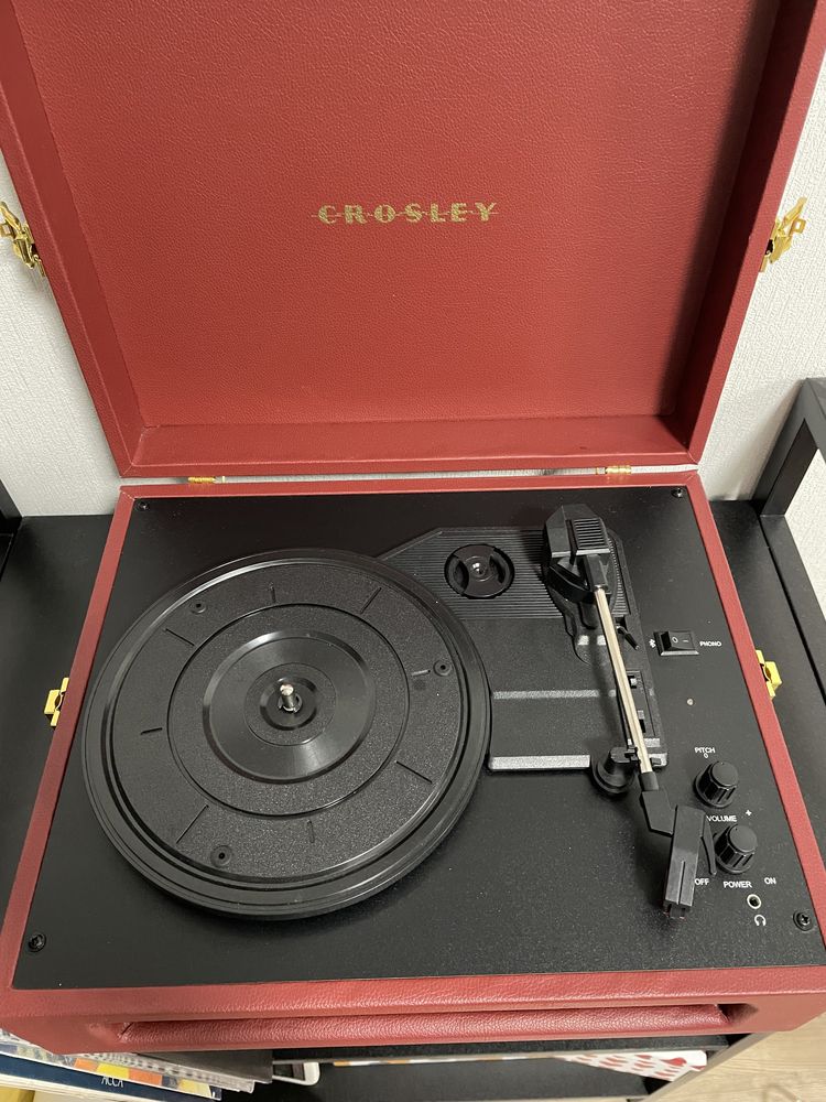 Вініловий програвач Crosley Voyager с Bluetooth