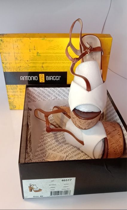 Женские туфли