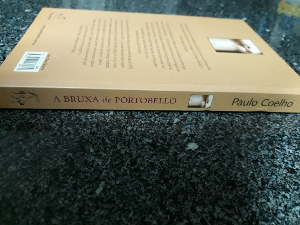 Livro A Bruxa de Portobello de Paulo Coelho