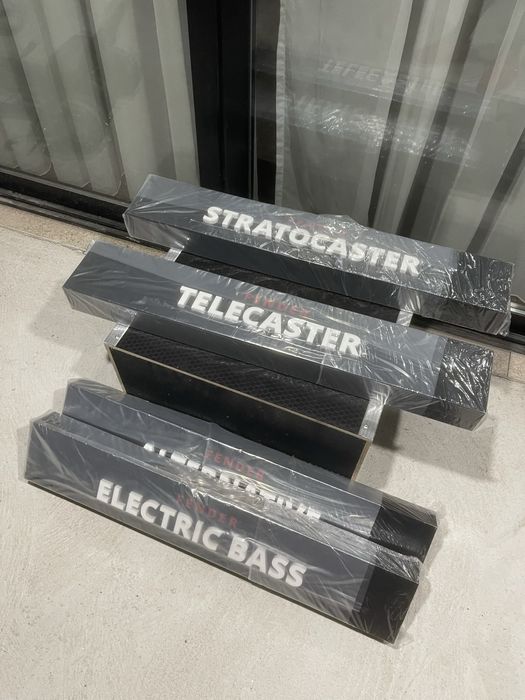 Artigos Decorativos Fender