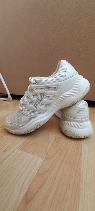 Buty damskie FILA rozmiar 38/23.5cm