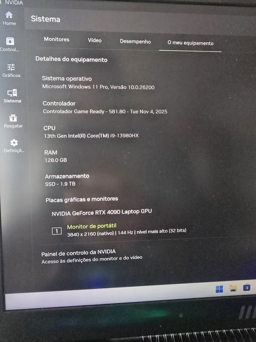 Msi TITAN GT 77 RTX 4090 16gb