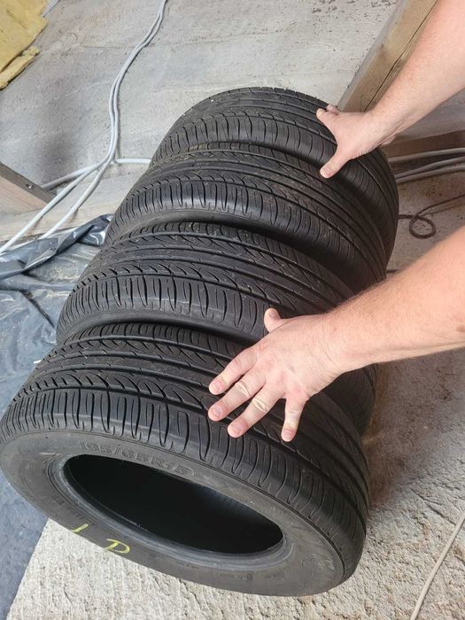 Komplet letnich opon 195/65 R15 w bardzo dobrym stanie.ODBIÓR OSOBISTY
