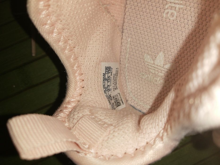 Ténis adidas novos para menina n23