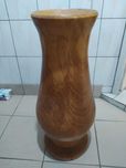 Wazon z litego drewna