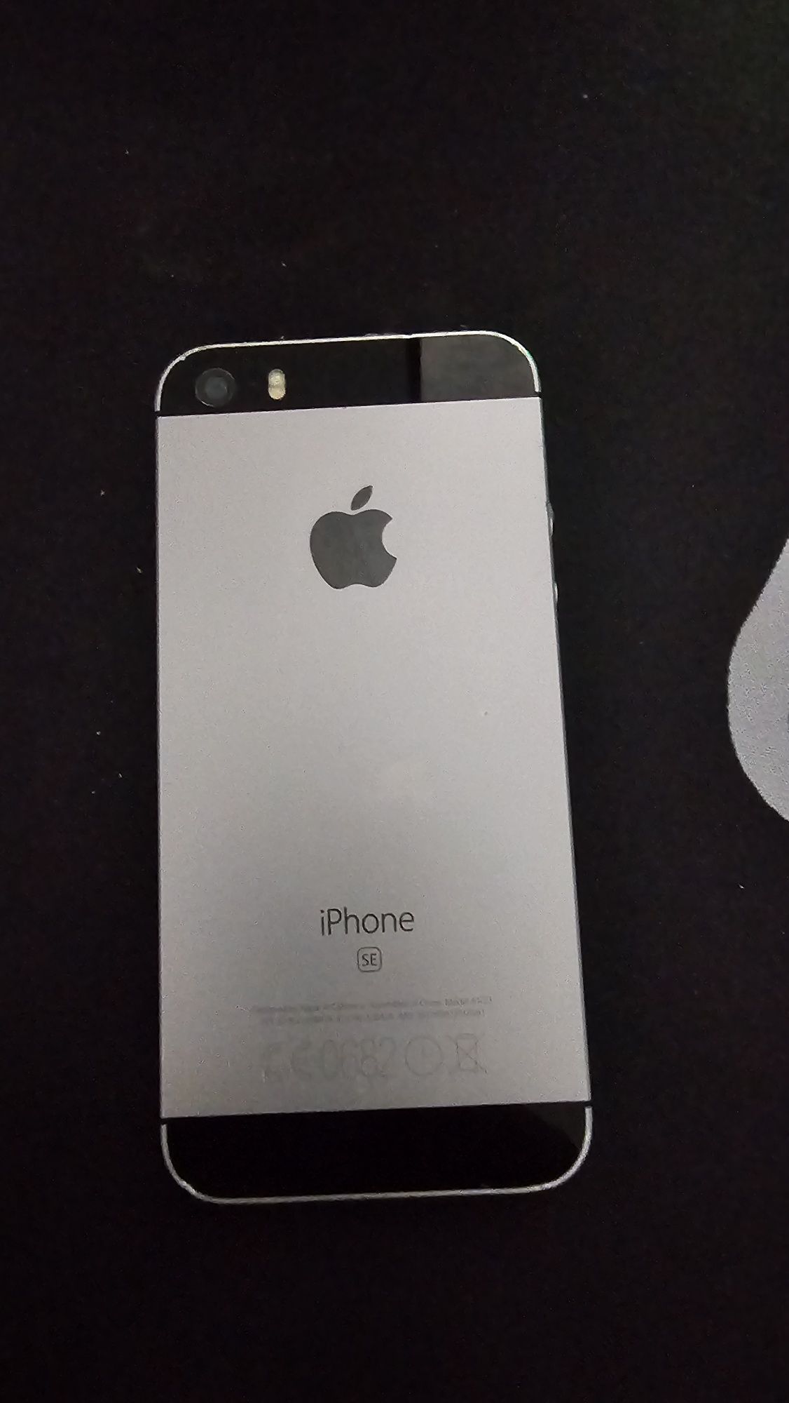 Iphone 5 se  cinza