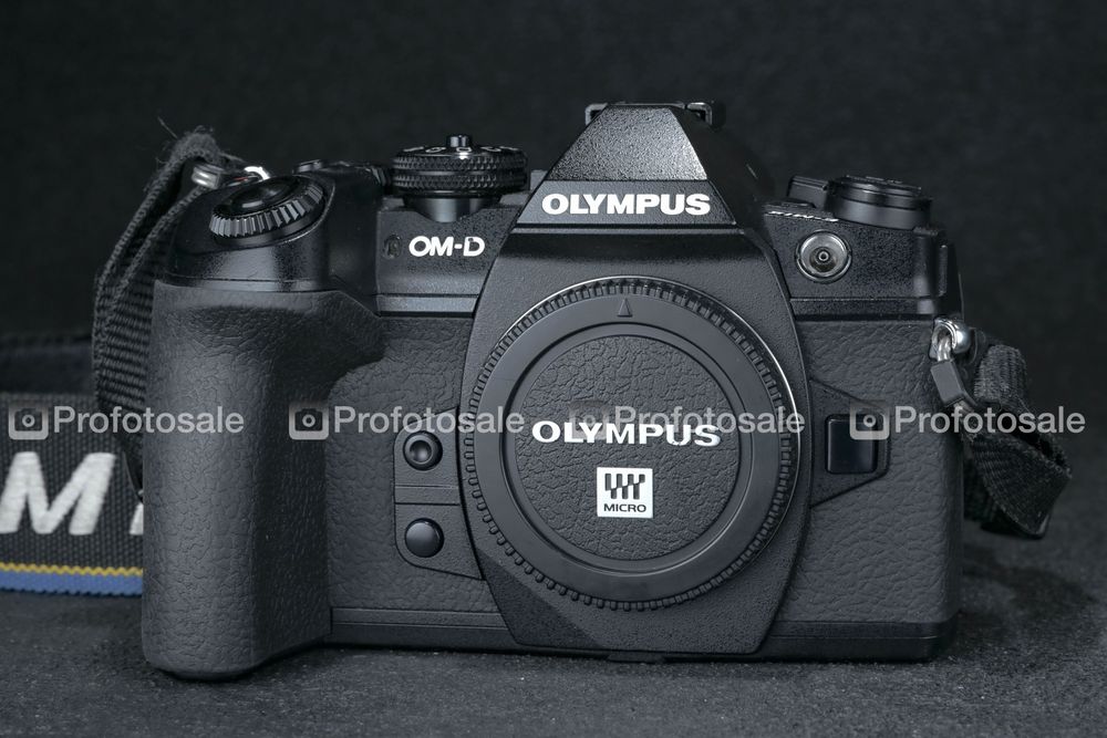 Фотоапарат Olympus OM-D E-M1 mark II